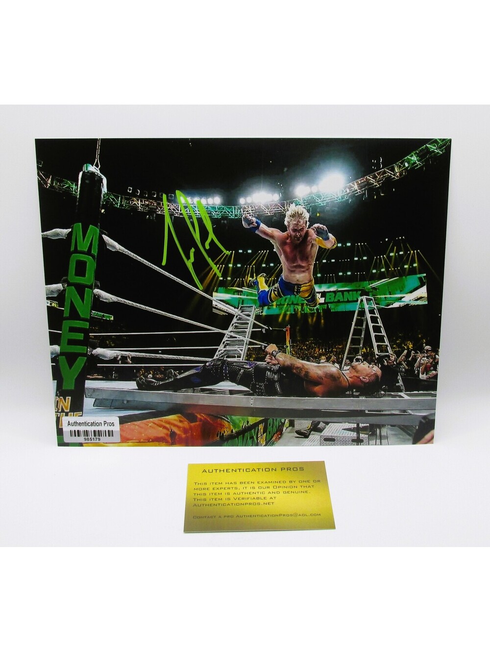 Logan Paul Signed 8x10 Photo With COA (985179)
